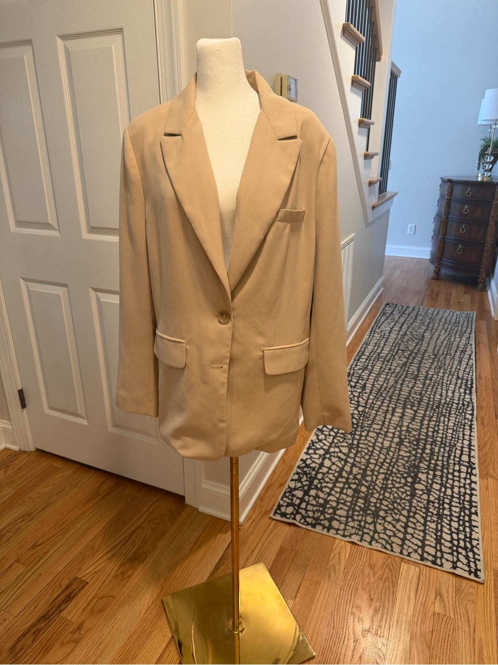 Classic Women's Cream/Kaiki Blazer Jacket - Picture 2 of 8